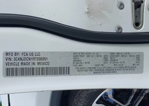 2024 Jeep Compass Limited z USA, uszkodzony, nr VIN 3C4NJDCN1RT596091